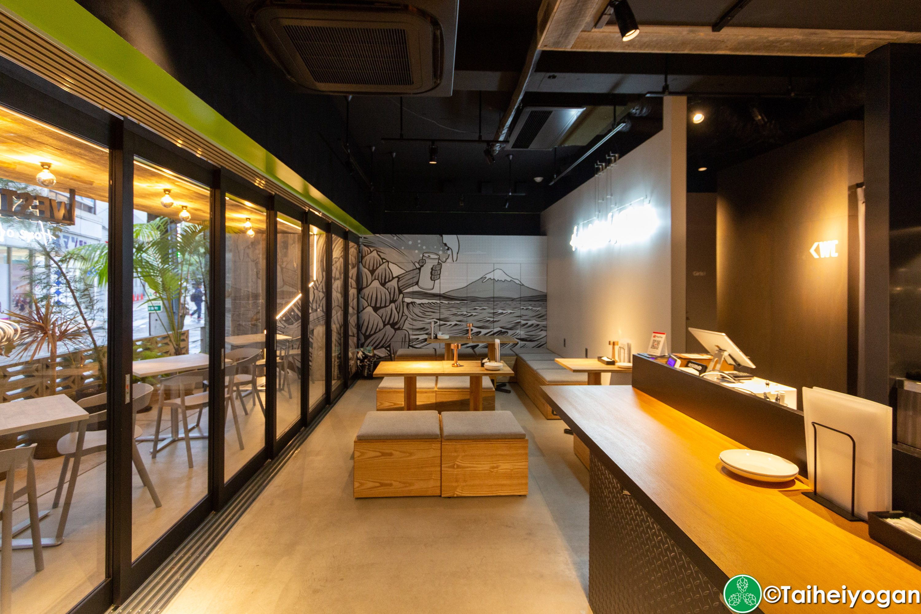 12 - Twelve (静岡・Shizuoka) - Interior - Table Seating