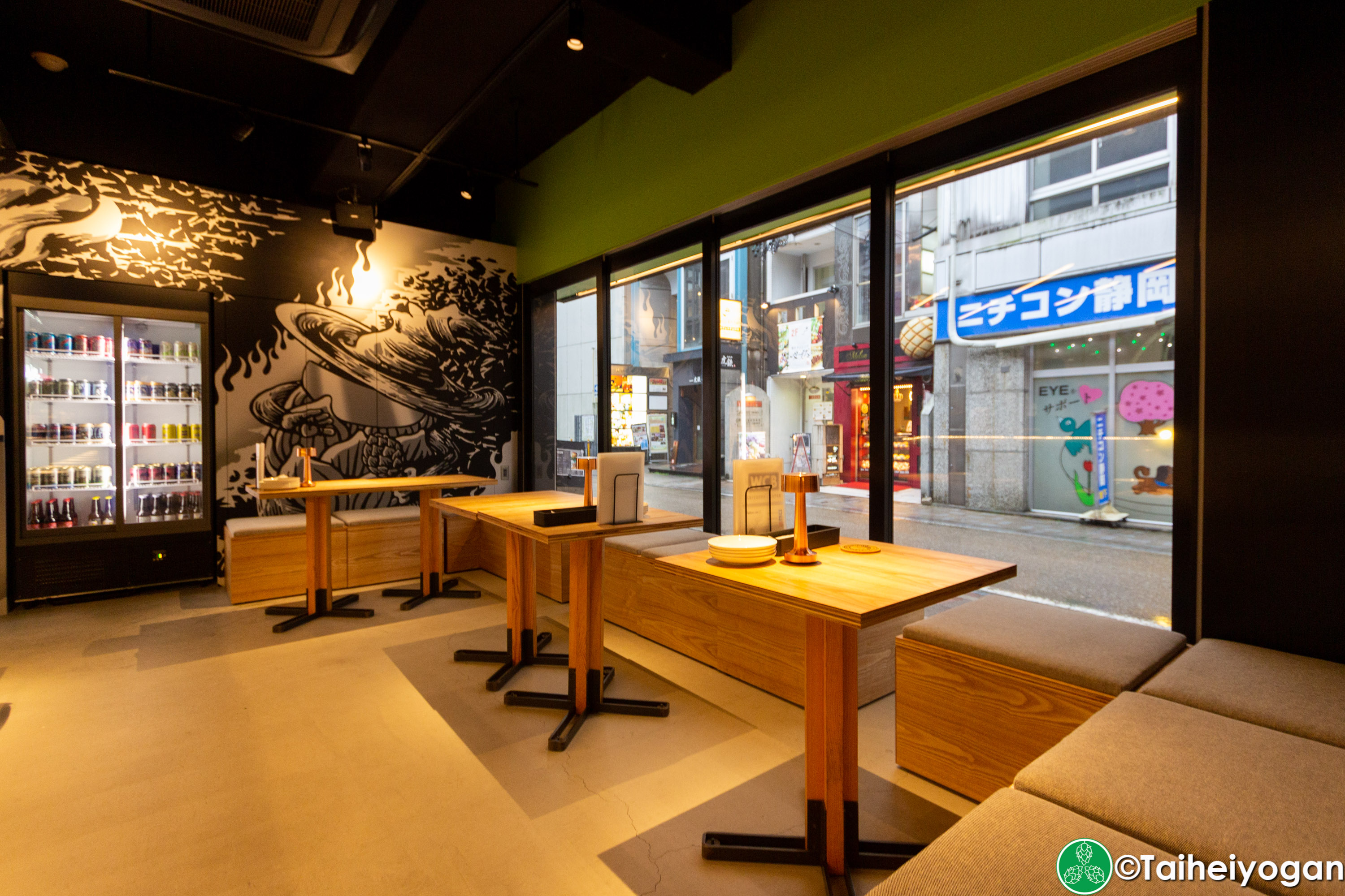 12 - Twelve (静岡・Shizuoka) - Interior - Table Seating