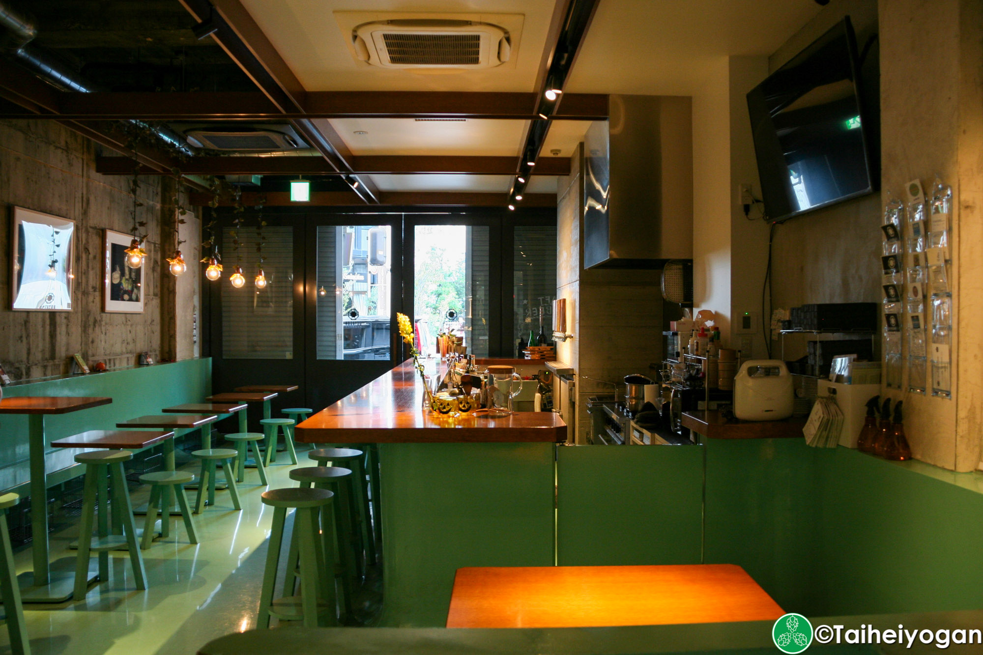 Octagon Brewing - Interior - Bar Counter Seating