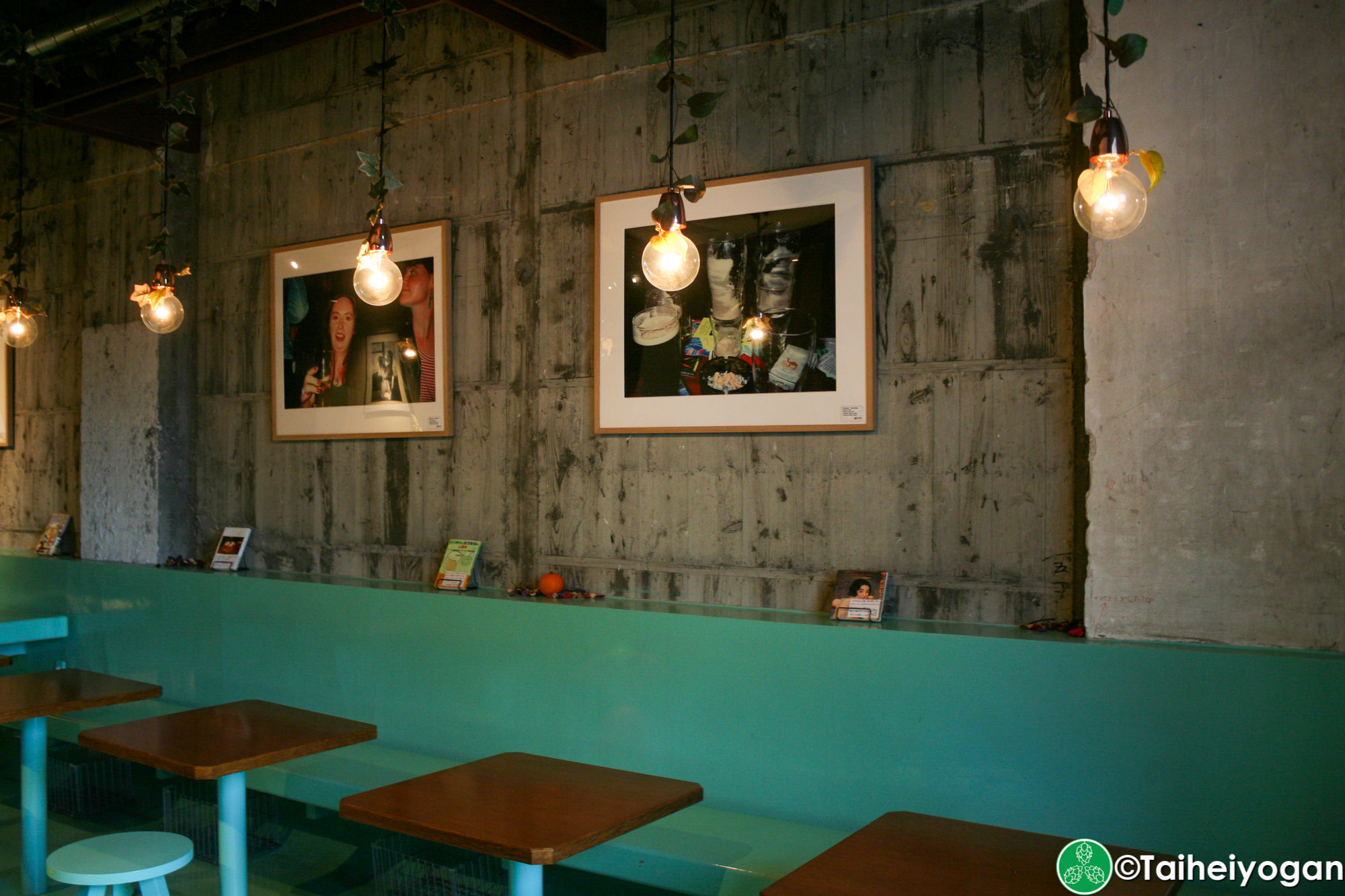 Octagon Brewing - Interior - Table Seating