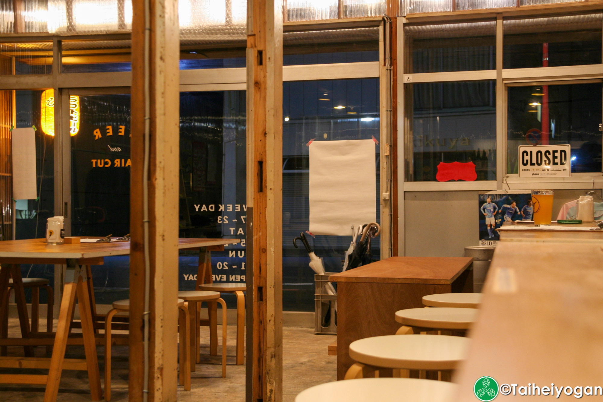 TYU GOOD BEER NICE HAIR - Interior - Exit