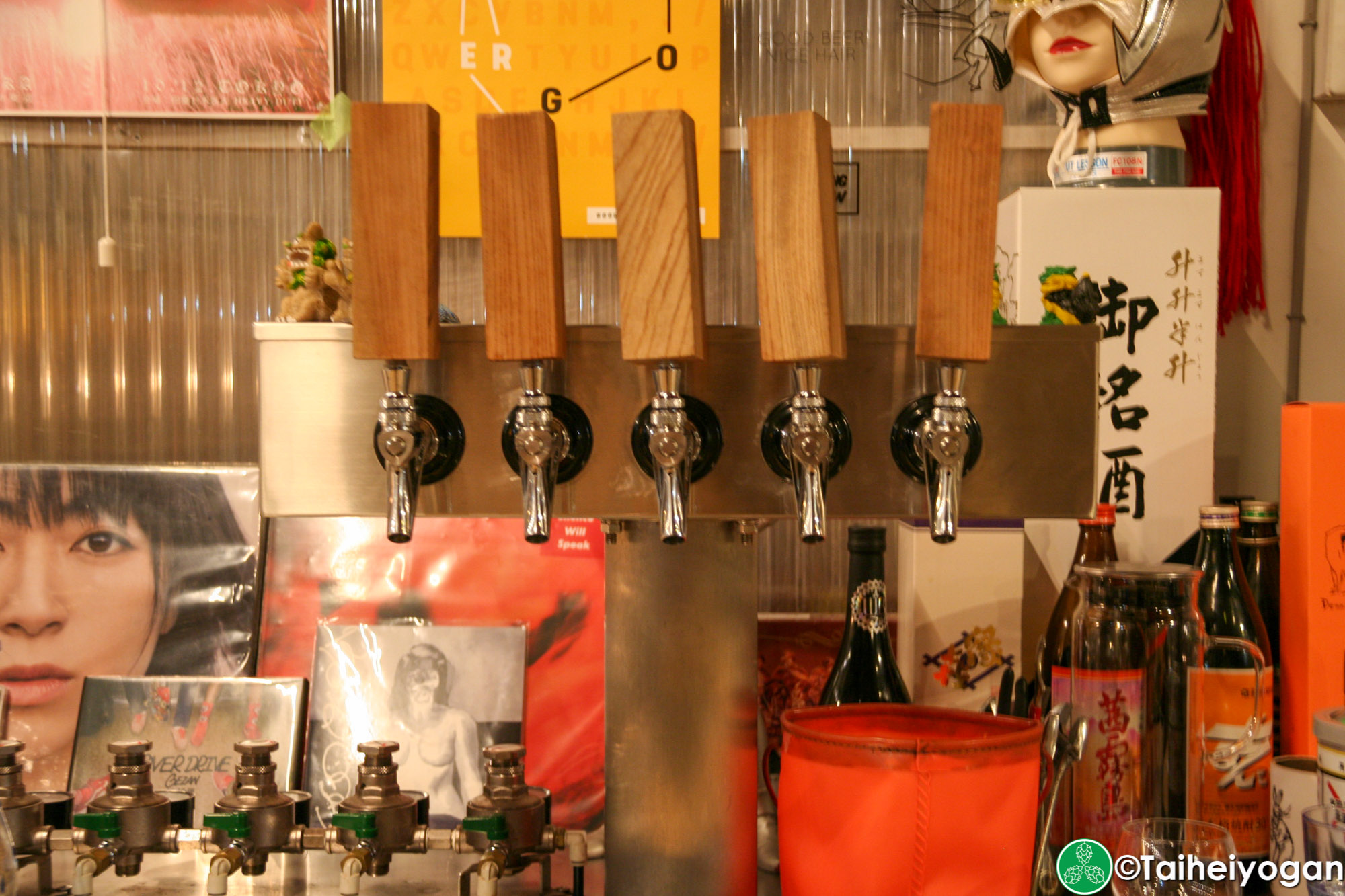 TYU GOOD BEER NICE HAIR - Interior - Craft Beer Taps