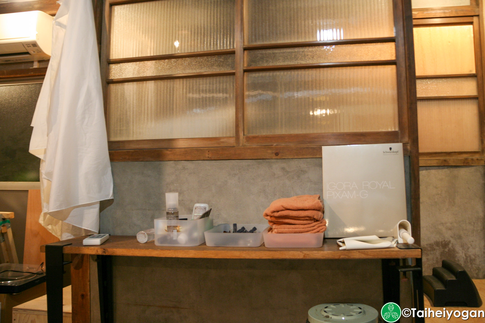 TYU GOOD BEER NICE HAIR - Interior - Barber Shop