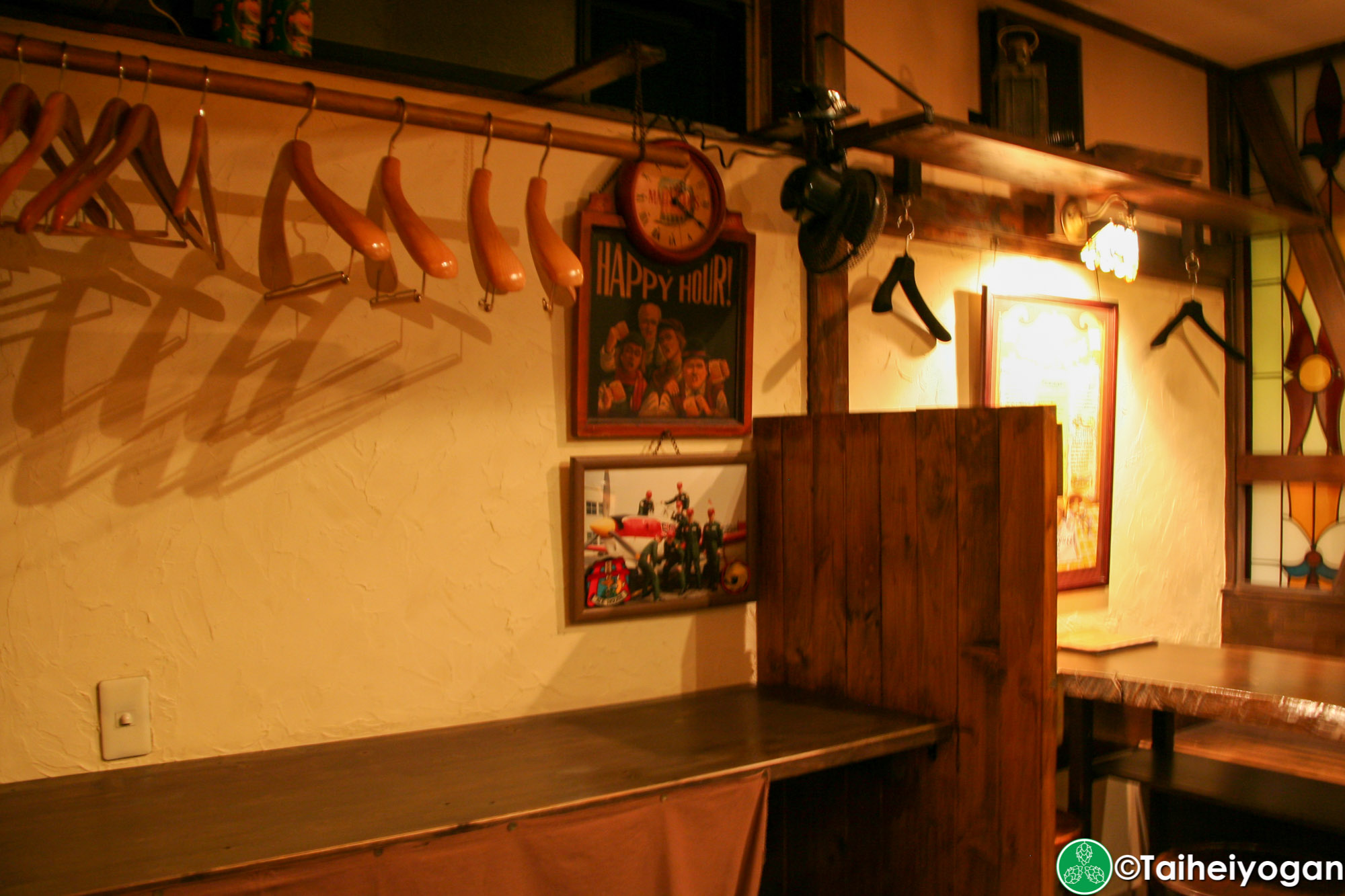 The Ale House (藤枝・Fujieda) - Interior - Coat Rack