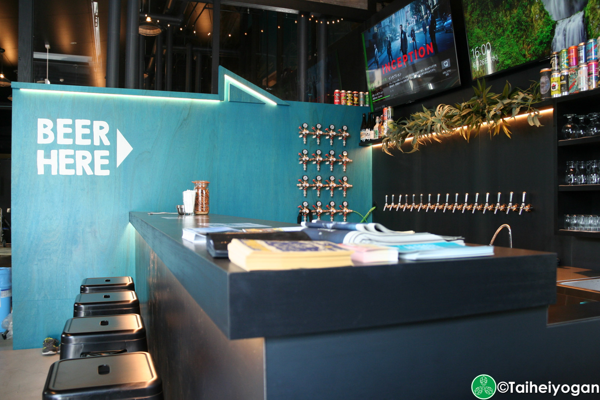 West Coast Brewing (Shizuoka) - Interior - Bar Counter Seating