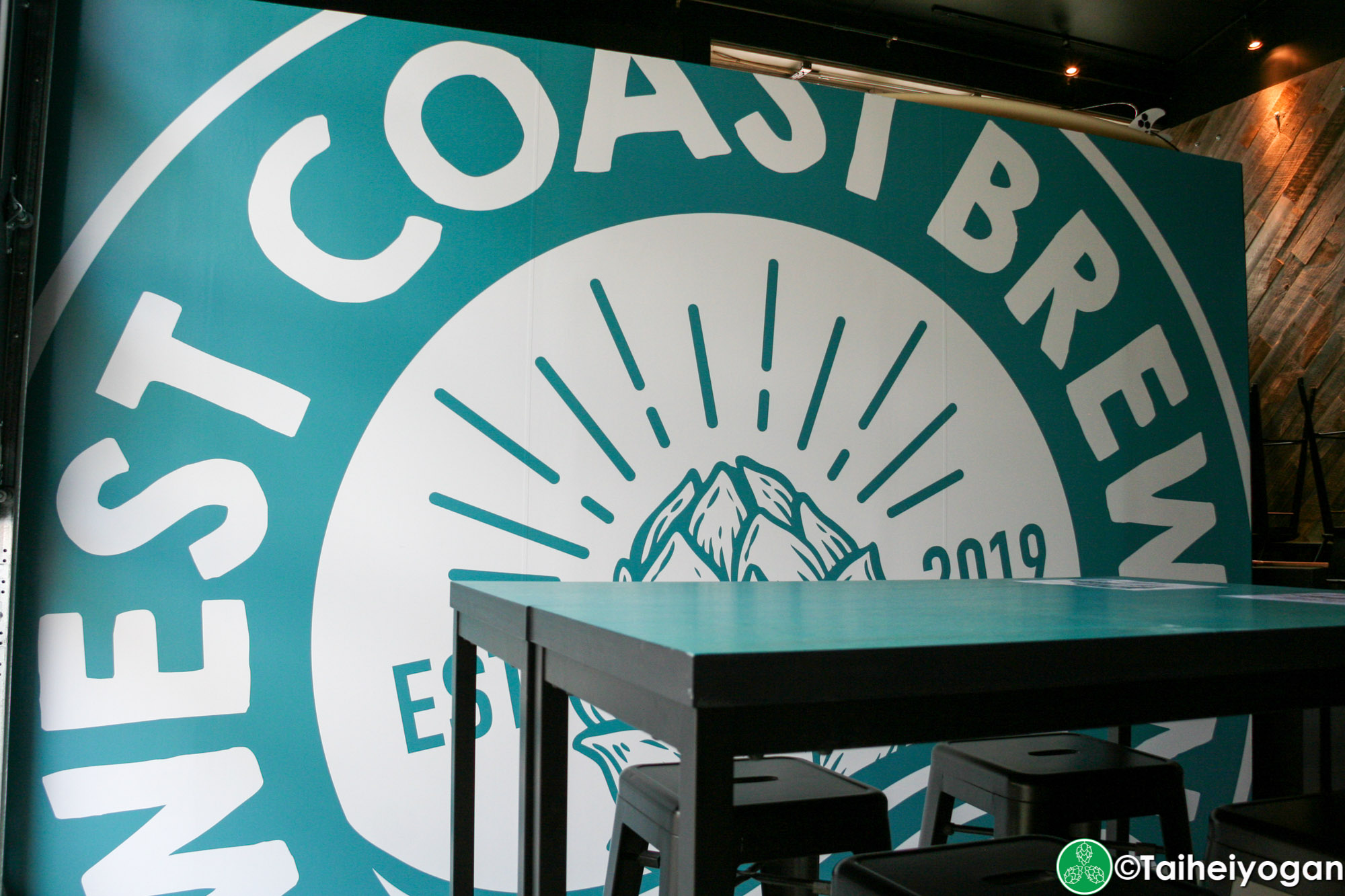 West Coast Brewing (Shizuoka) - Interior - Table Seating