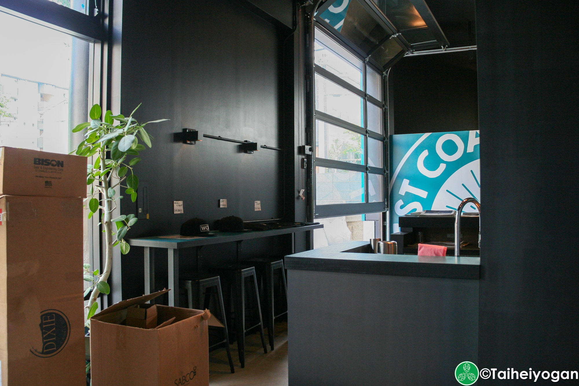West Coast Brewing (Shizuoka) - Interior - Merchandise