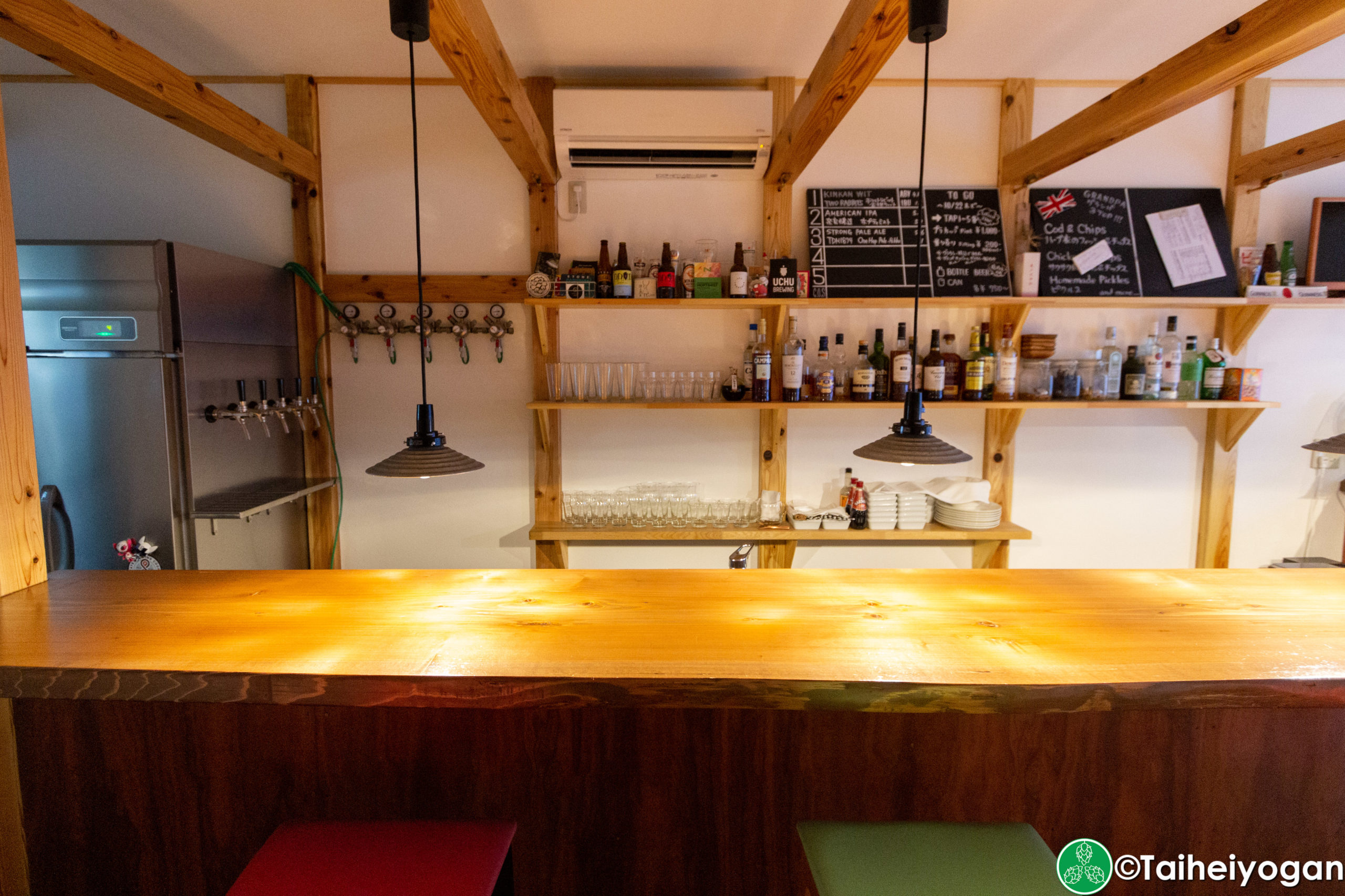 Grandpa Fish & Chips - Interior - Bar Counter