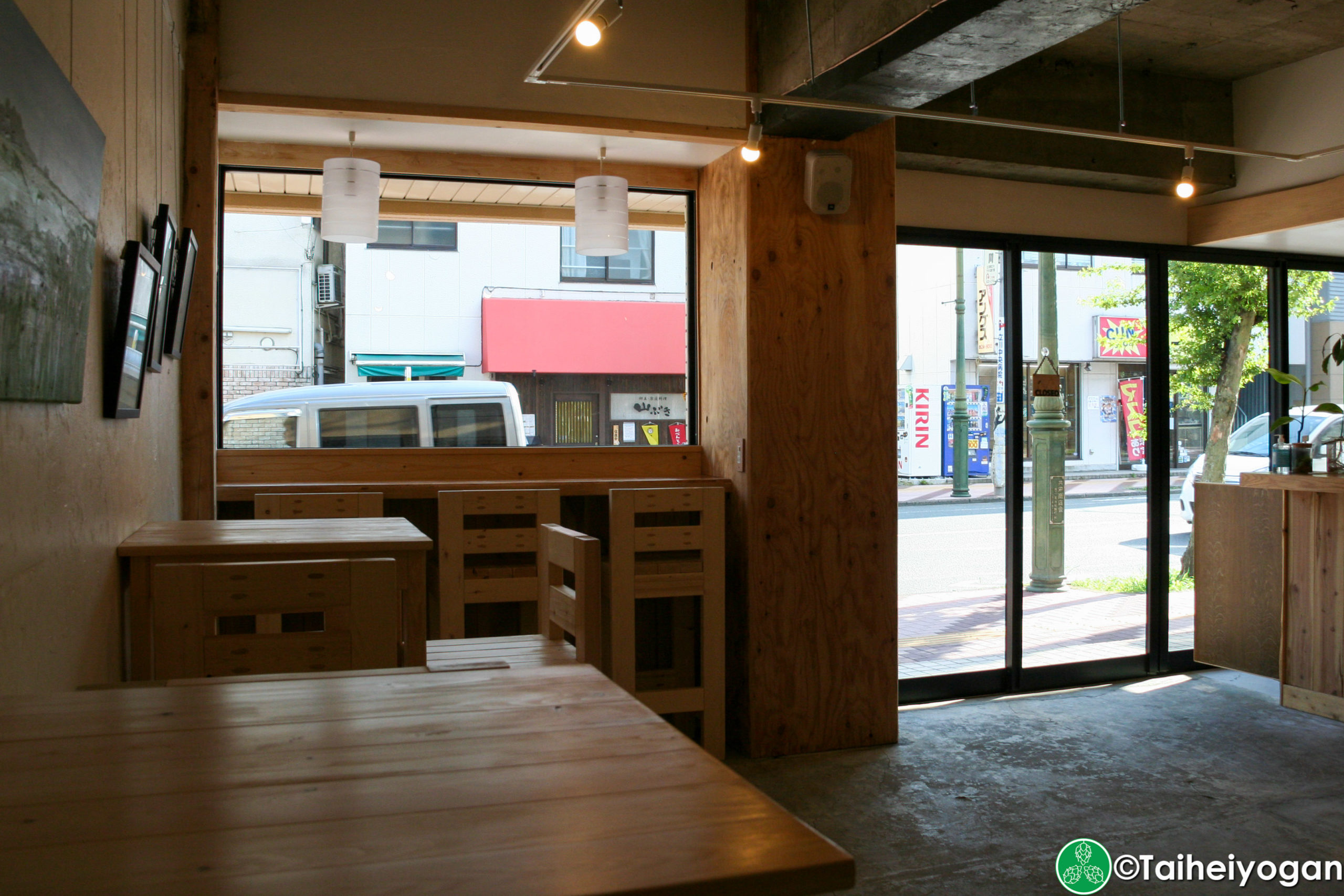 Sakamichi Brewing - Interior - Table Seating
