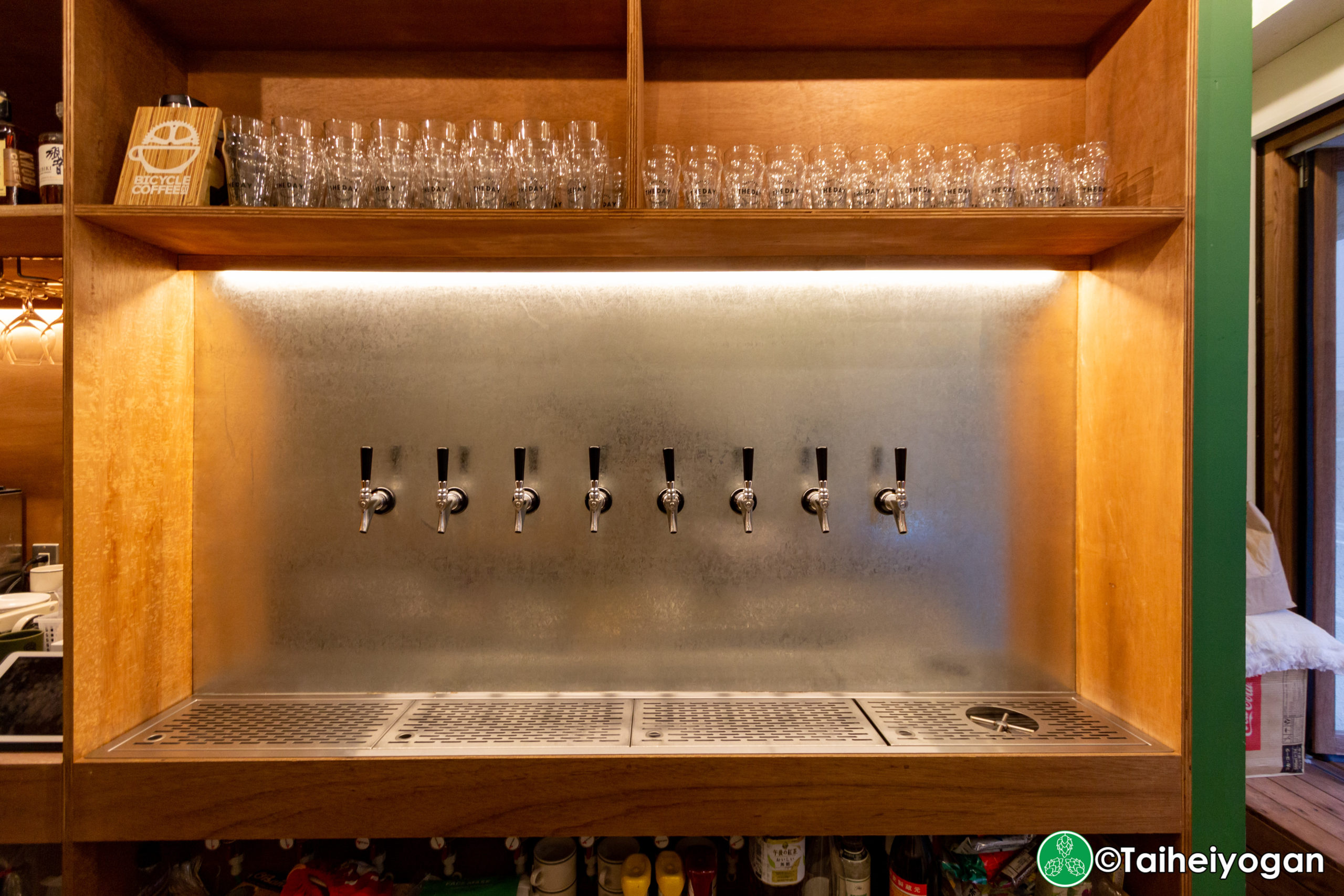 THE DAY east tokyo - Interior - Beer Taps