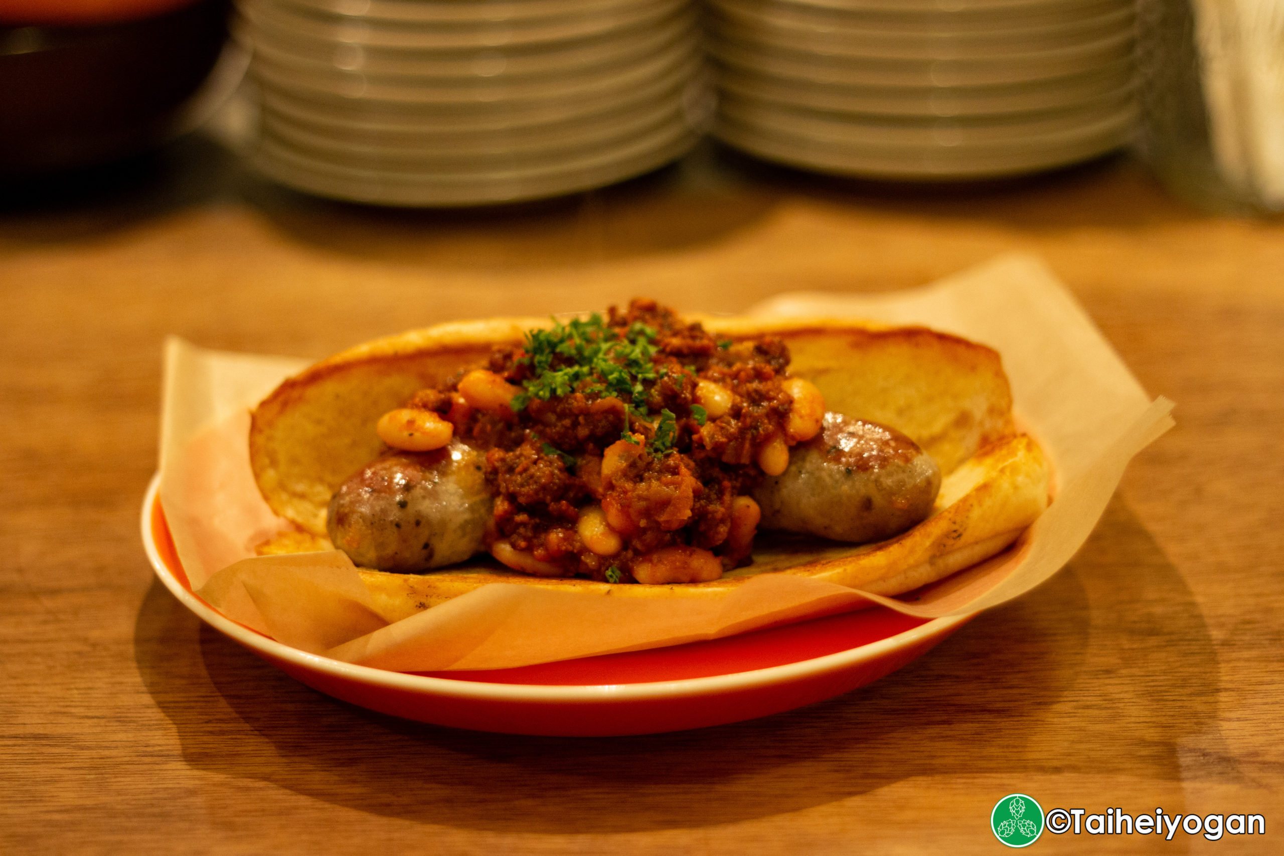 THE DAY east tokyo - Menu - Arabiki Hot Dog w/ Chili Beans