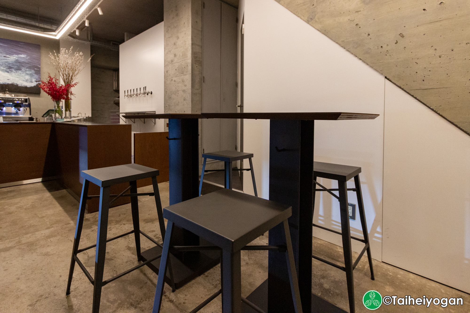 WR. Gakugeidaigaku 学芸大学 - Interior - Table Seating